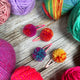 pompom-hair-clips-1-1-picture-sylwia--diy.jpg