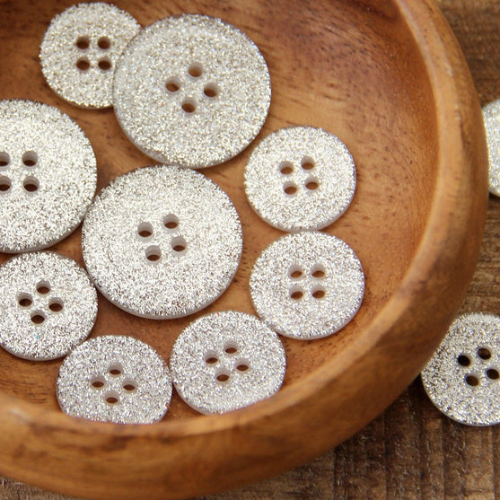 Botones con purpurina - Plateados - Múltiples tamaños - Go Handmade
5