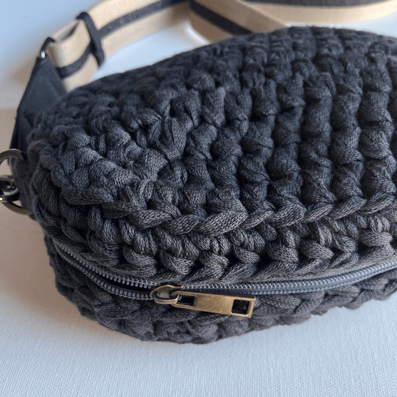 The Betty Belt Bag - Bolso bandolera
2