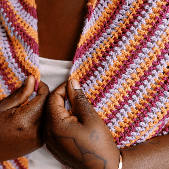 Confetti Glass - Chal Triangular
6