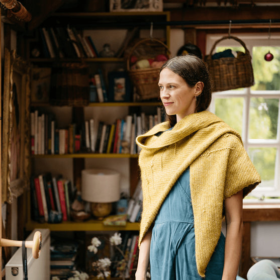 Heart of Gold - Chal Triangular Texturizado
9