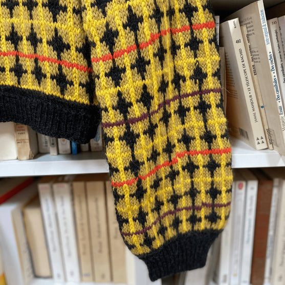 Seven Sisters - Suéter
4