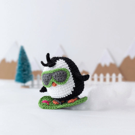 Brady - El Pingüino Snowboarder
5