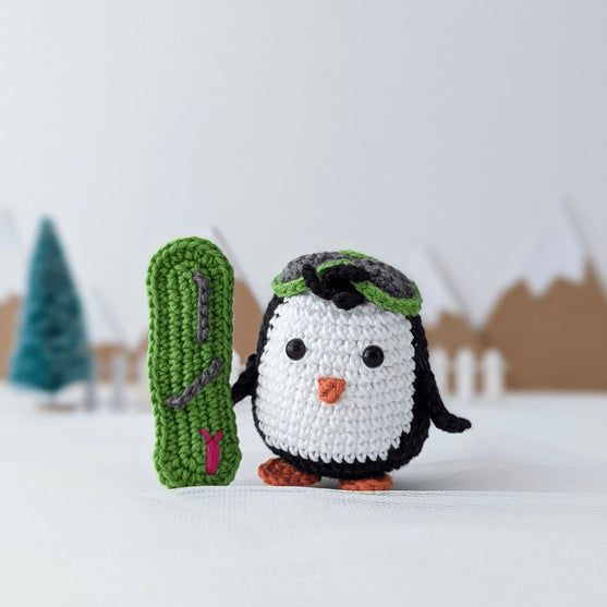 Brady - El Pingüino Snowboarder
6