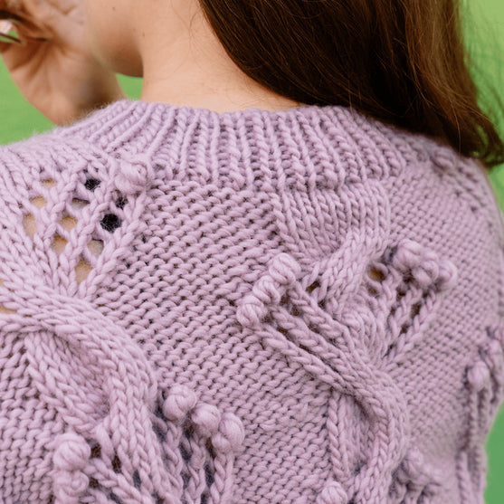 Apotheosis - Jersey con Trenzas y Borlas
5