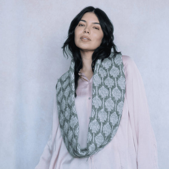 Biophilia - Cuello de colorwork
7