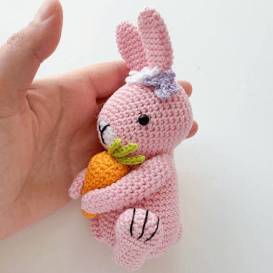 Conejita - Huevo sorpresa de Pascua
3