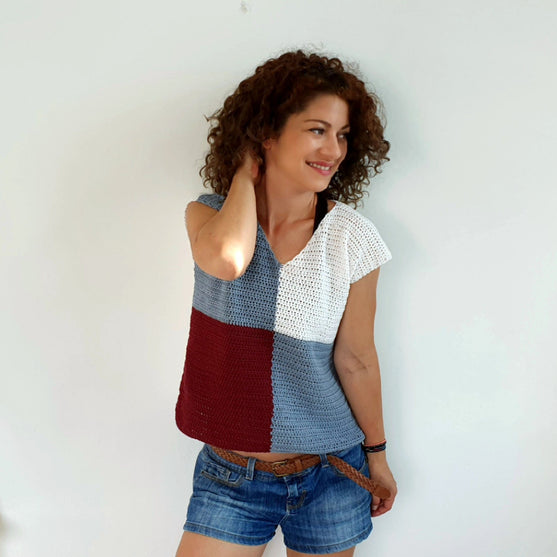 Camiseta con bloques de color
5