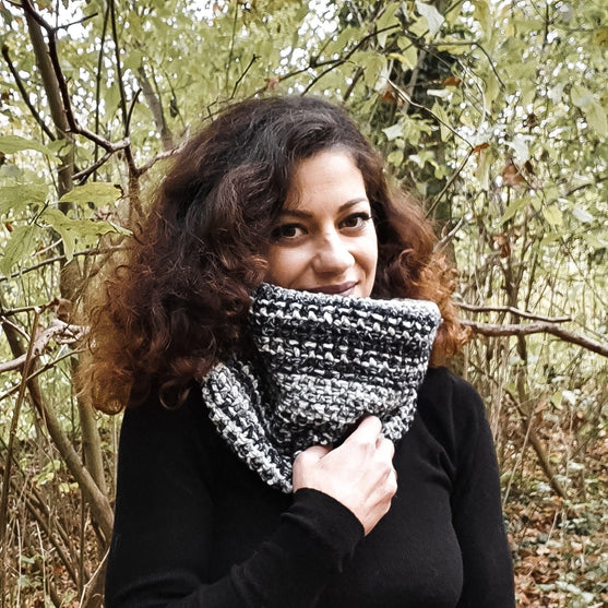 Salt and Pepper - Cuello
2