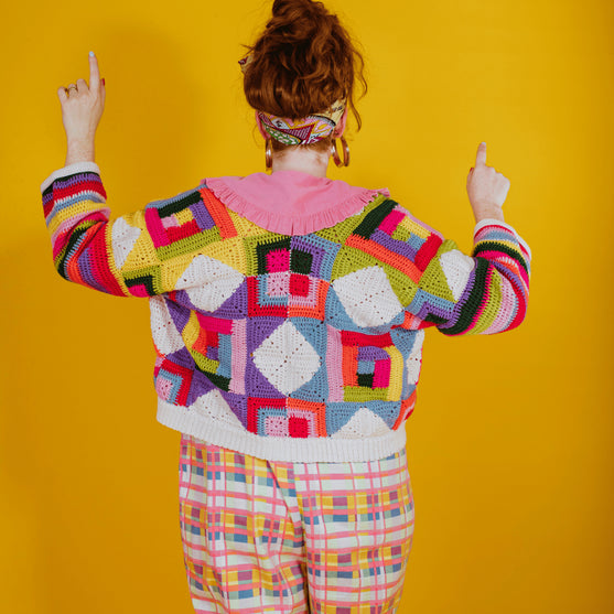 No Shades of Grey - Cárdigan - Patrón de ganchillo
8