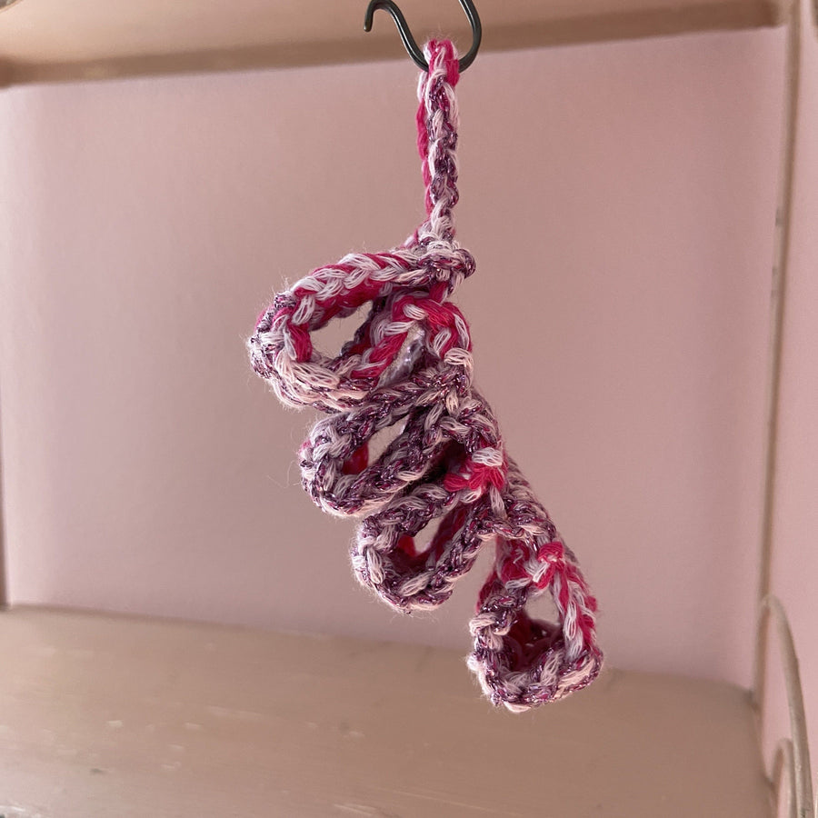 ribbon-candy-ornament-pic-3.jpg