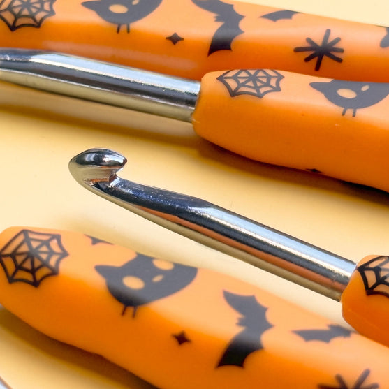 Juego de ganchillos Easy Touch - Halloween - Hobbii
4