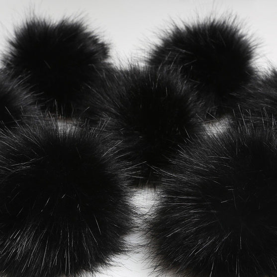 Pompón - negro - Go Handmade
2
