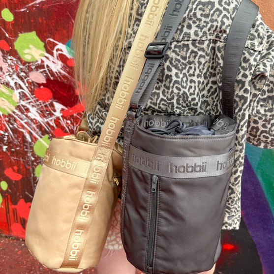 Bolsa de Hombro Cilíndrica - Hobbii
8