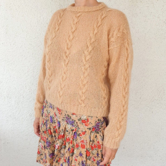Chloe - Jersey
5