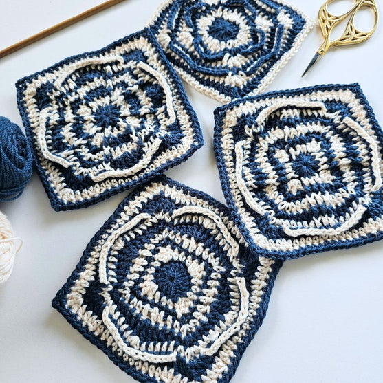 Compass Rose - Este - Cuadrado Granny
3