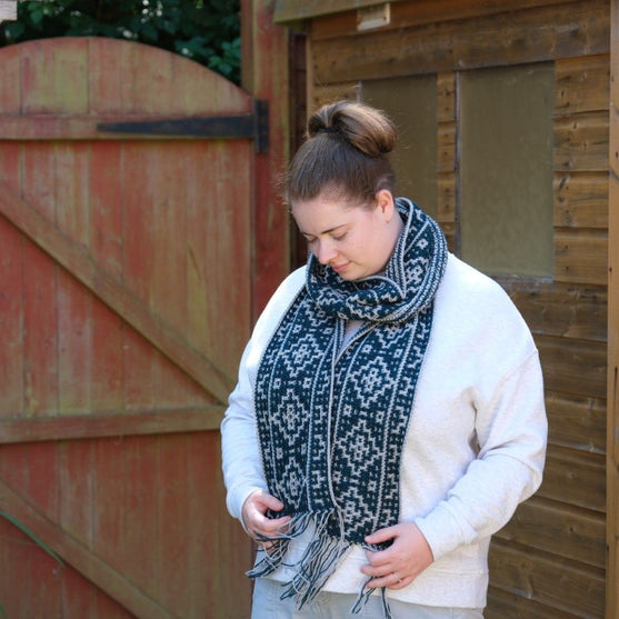 Ancient Ruin - Bufanda
3