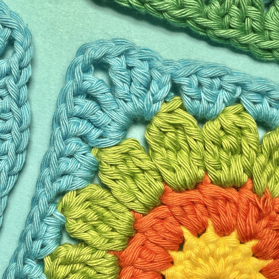 Hobbii Granny Square - Sunflower
2