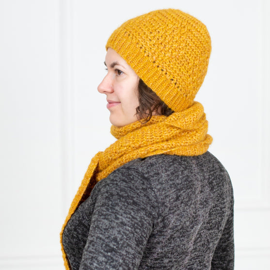 Beehive - Bufanda y gorro
3