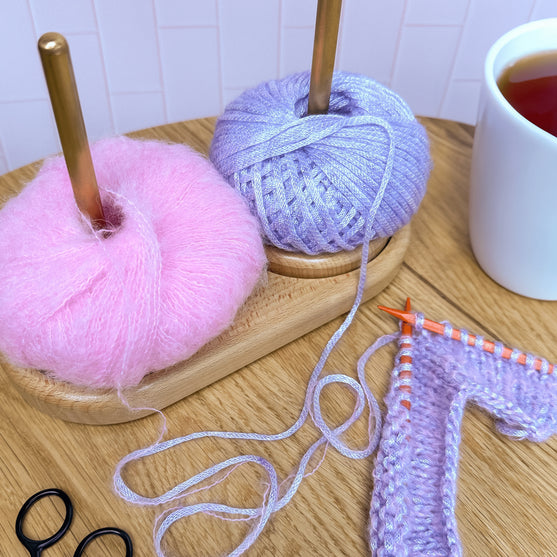 Portahilos Dúo de Madera - Hobbii
6