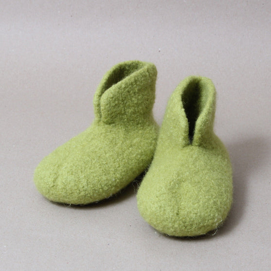 Chap - Pantuflas infantiles de ganchillo
2