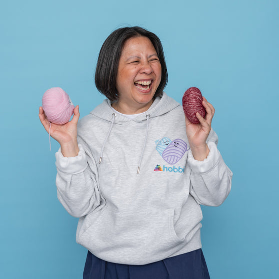 Love Hoodie - Yarniis (Edición Limitada) - Hobbii
2