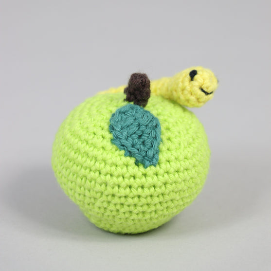 Manzana con gusano
2