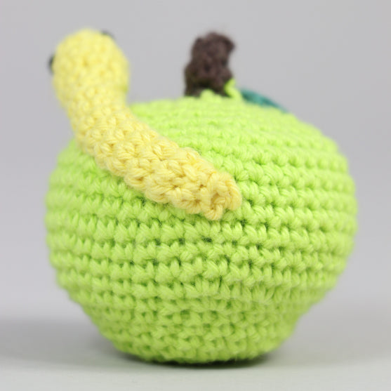 Manzana con gusano
4