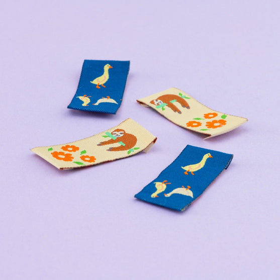 Motas con Etiquetas - Hobbii
5