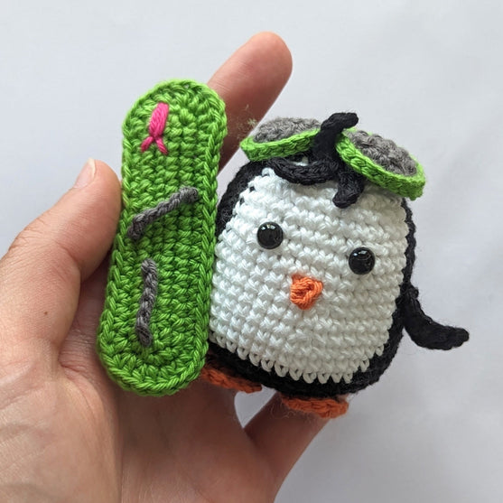 Brady - El Pingüino Snowboarder
2