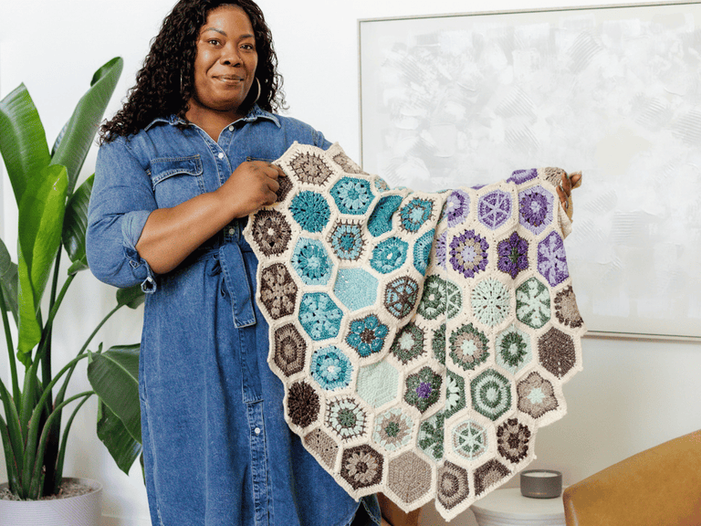 Step-by-Step Guide: #FrostandBloomCAL – Part 6 Is Here!