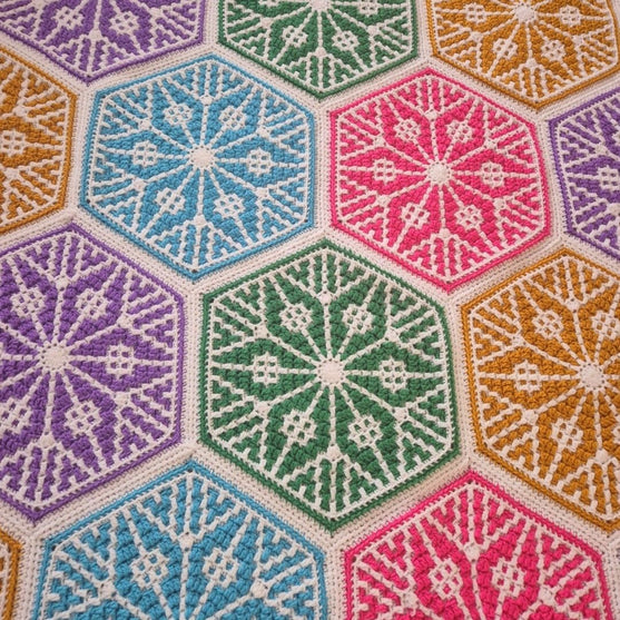 

Honeycomb Burst - Manta
6