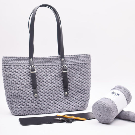 

Ribbon Shopper con fondo de cuero - Pequeño
5