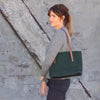 

Bolso fieltrado con base
1