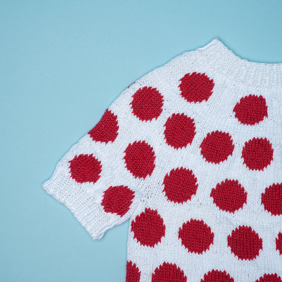 

El Maillot Blanco con Puntos Rojos - Tour de France
3