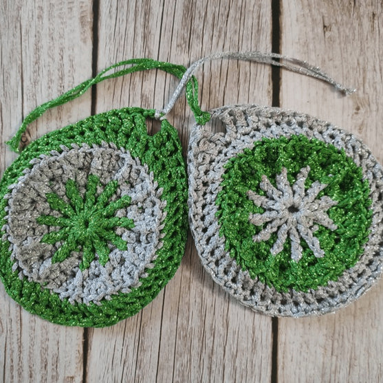 

Shiny Bauble - Ornamento
6