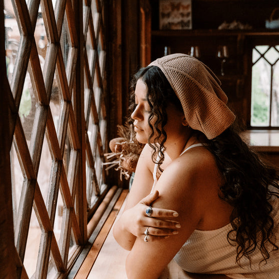 

Wheel Window - Bandana con Lazos
6