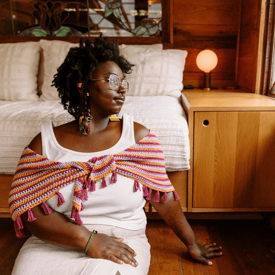 

Confetti Glass - Chal Triangular
7