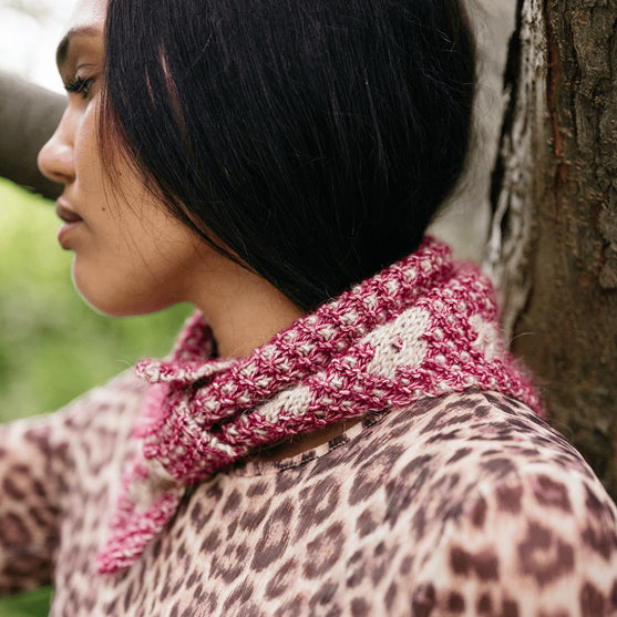 

Pressed Flowers Kerchief - Bandana de Mosaico
10