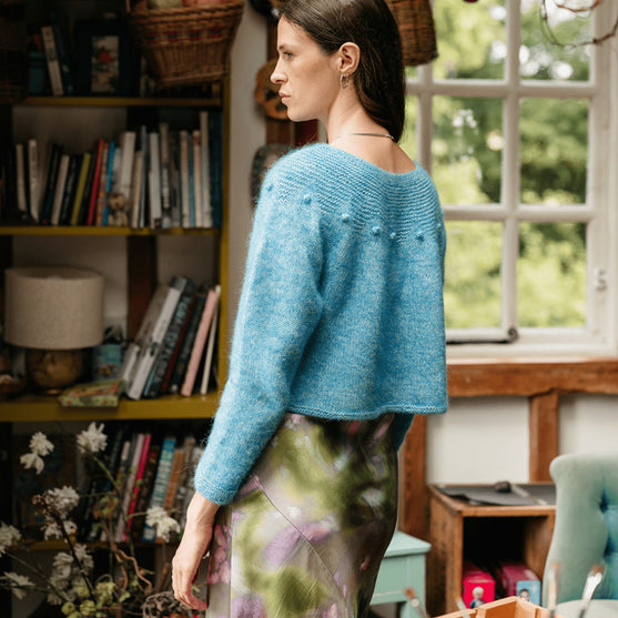 

Adorned Pullover - Suéter con Canesú
2