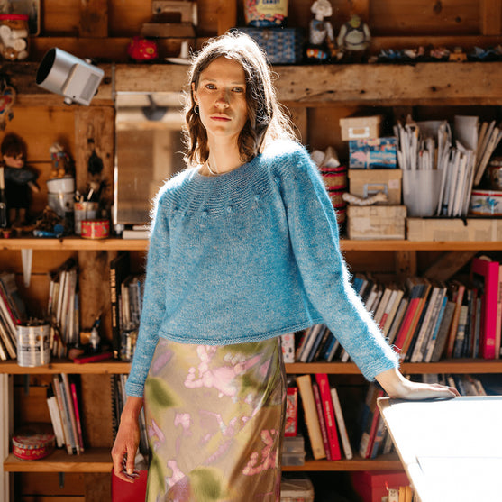 

Adorned Pullover - Suéter con Canesú
9