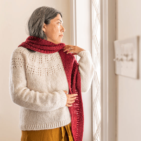 

Lucia Scarf - Chal
4