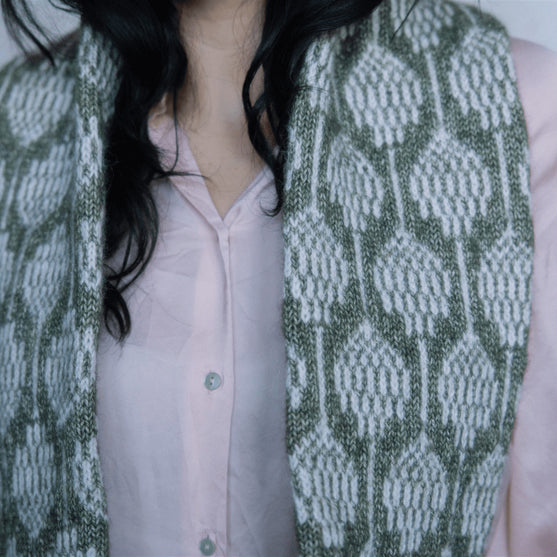 

Biophilia - Cuello de colorwork
8