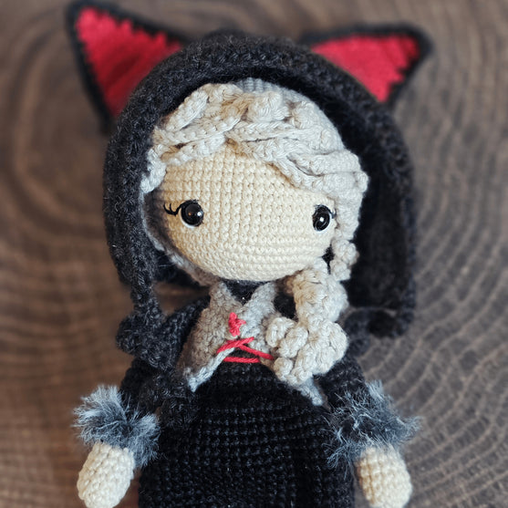 

Matilda y Billy - La Chica Loba y la Pequeña Araña
4