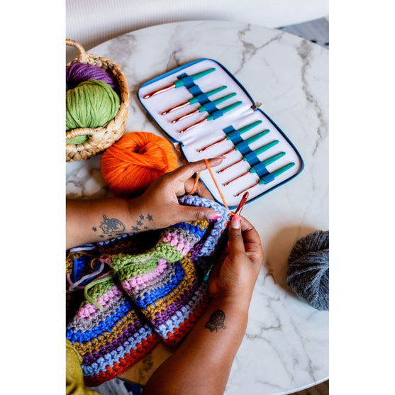 

Juego de ganchillos - Hobbii X TL Yarn Crafts
3