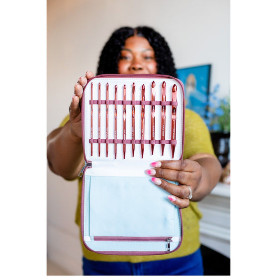 

Juego de ganchillos tunecinos intercambiables - Hobbii X TL Yarn Crafts
2