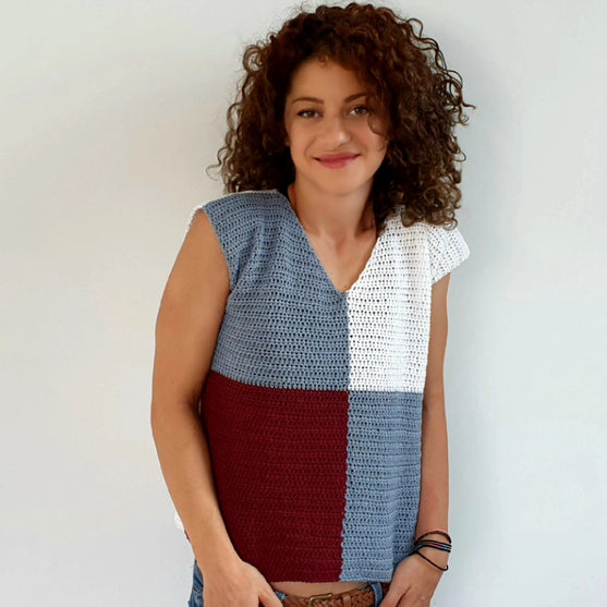 

Camiseta con bloques de color
1