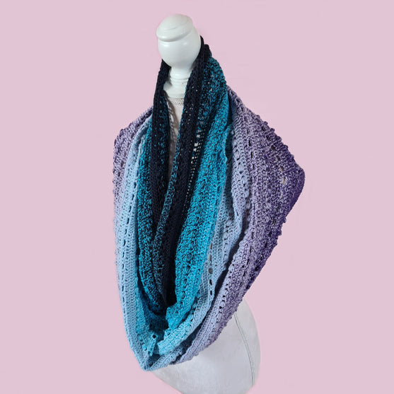 

To the Moon and Back Bufanda
2