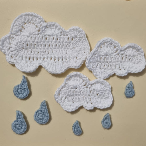 

Nubes - Aplique
1