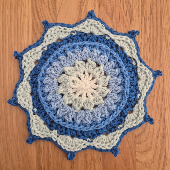 

Heirloom - Mantel y posavasos
4